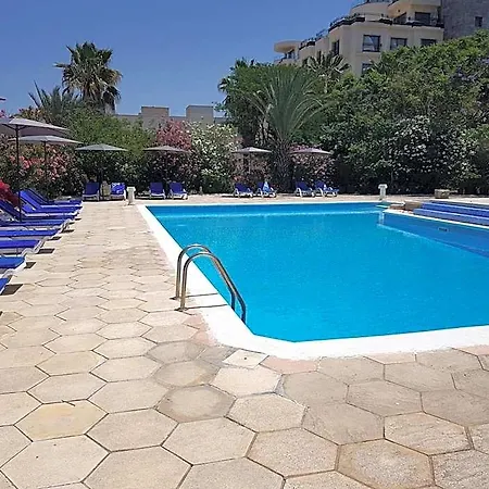 Paradise Кирения
